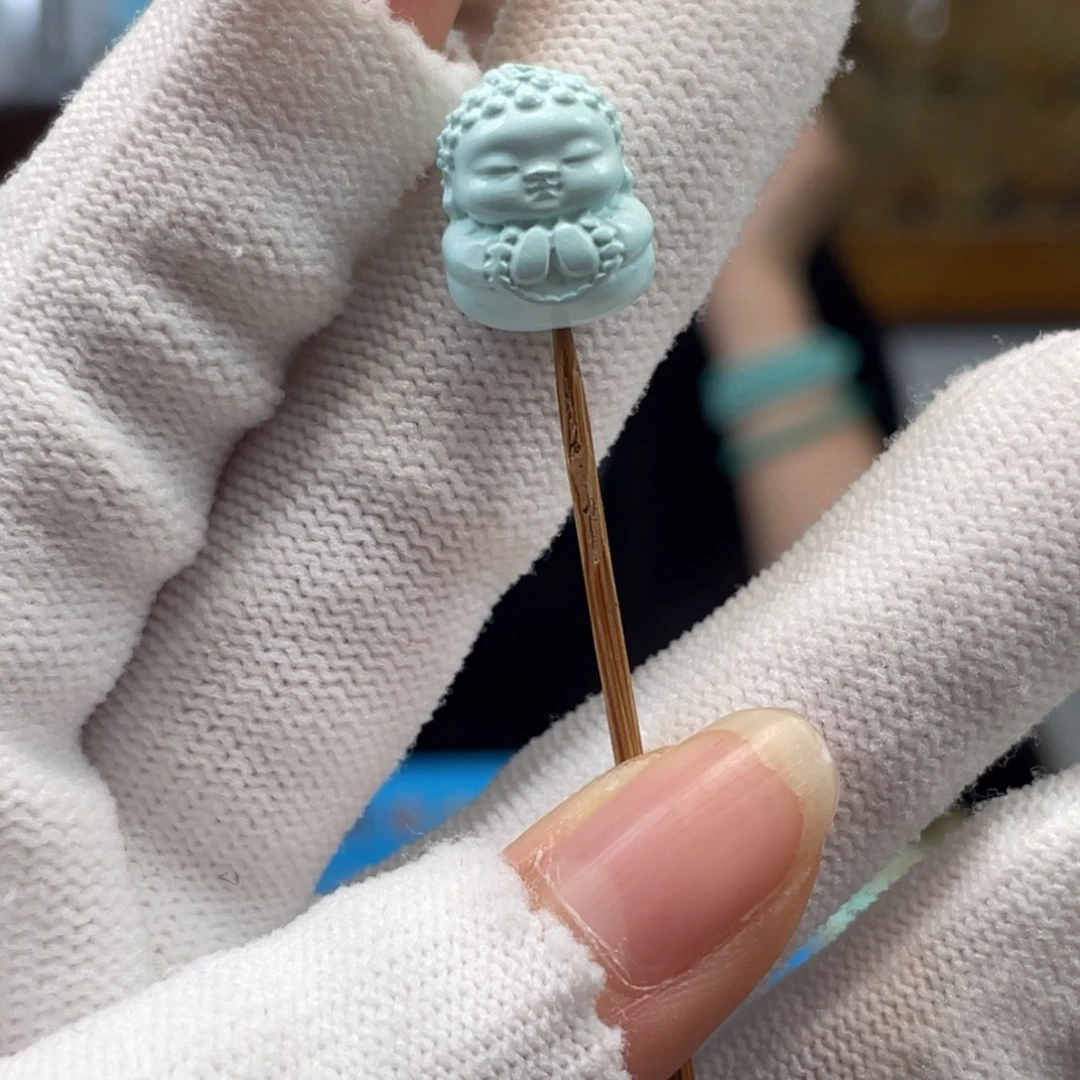 绿松石未镶嵌挂件