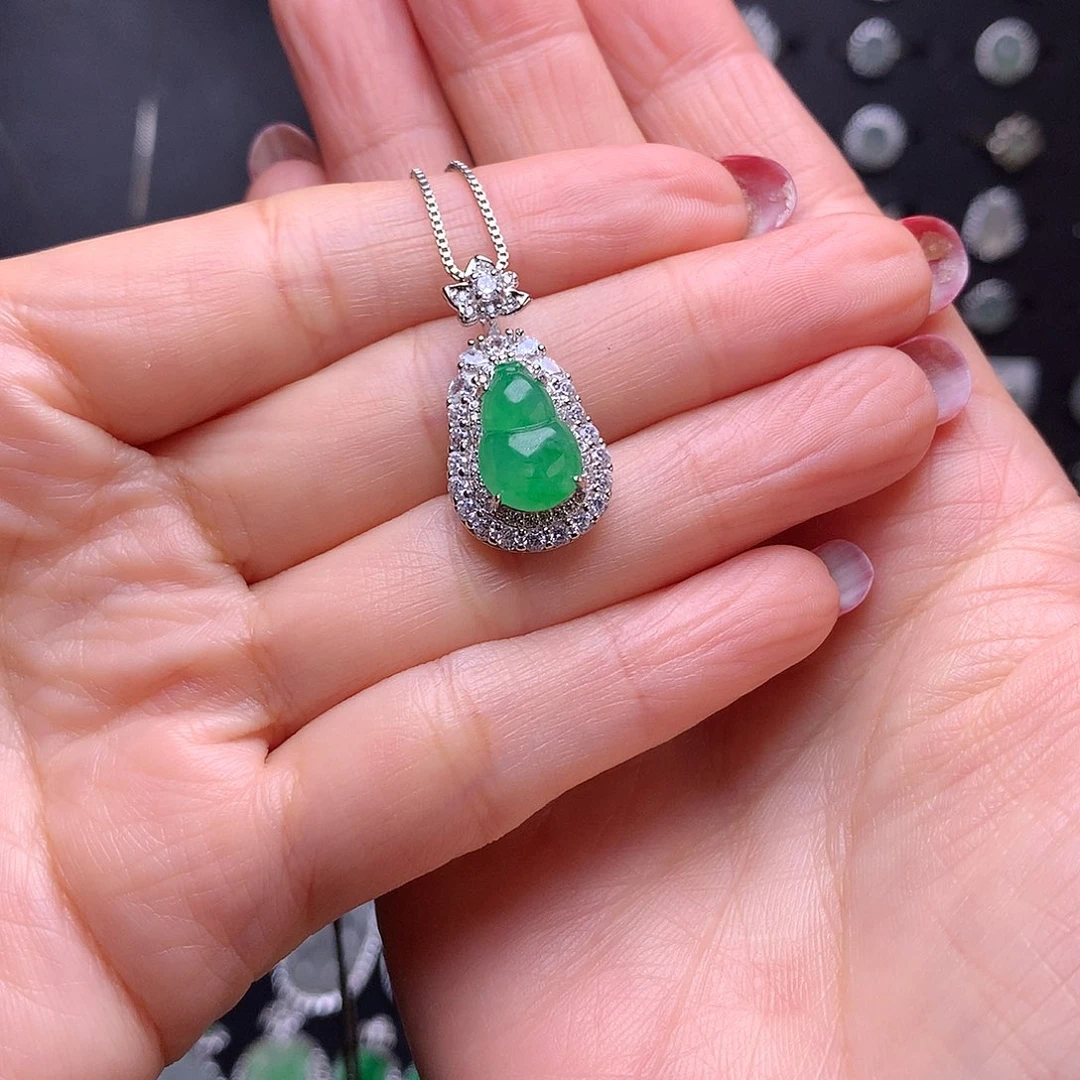 颈饰银S925镶嵌翡翠11111111