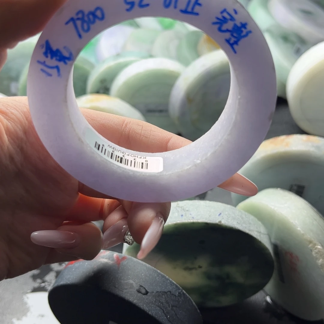 定制翡翠未镶嵌翡翠