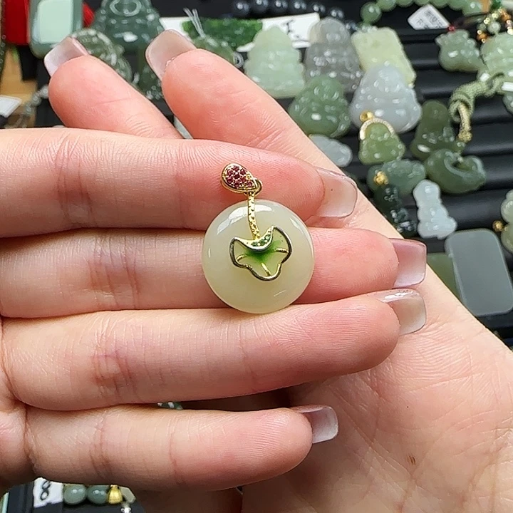 颈饰银S925镶嵌和田玉