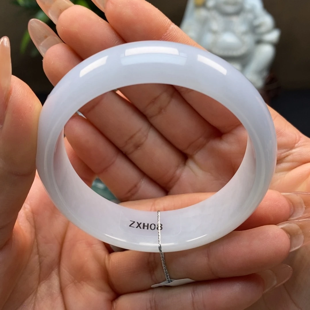 翡翠手镯未镶嵌天然
