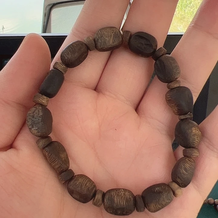 手串沉香乌身圆叶沉水浮单圈8克加