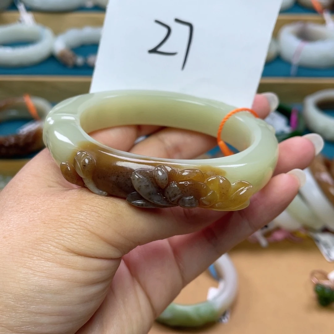 未镶嵌手镯（贵妃镯）和田玉圈口62