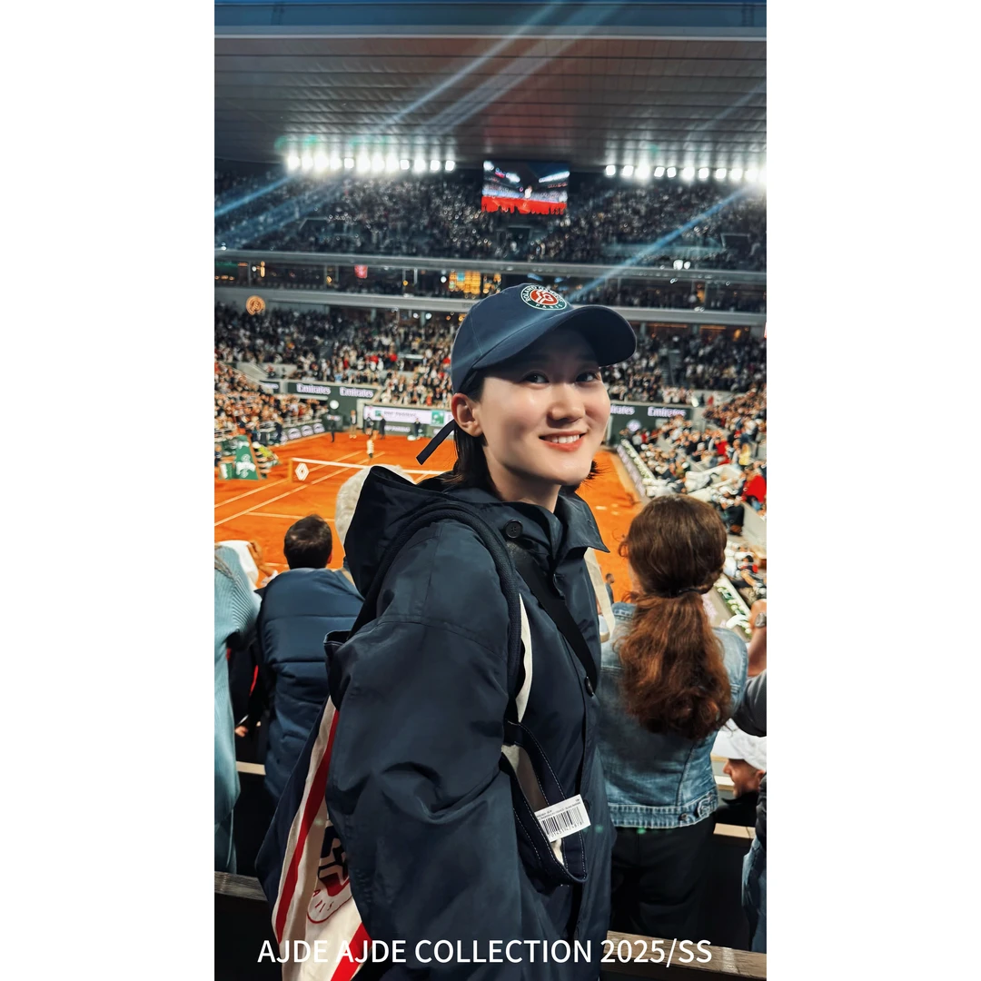 AJDE｜塞纳河畔连帽风衣秋冬穿搭01