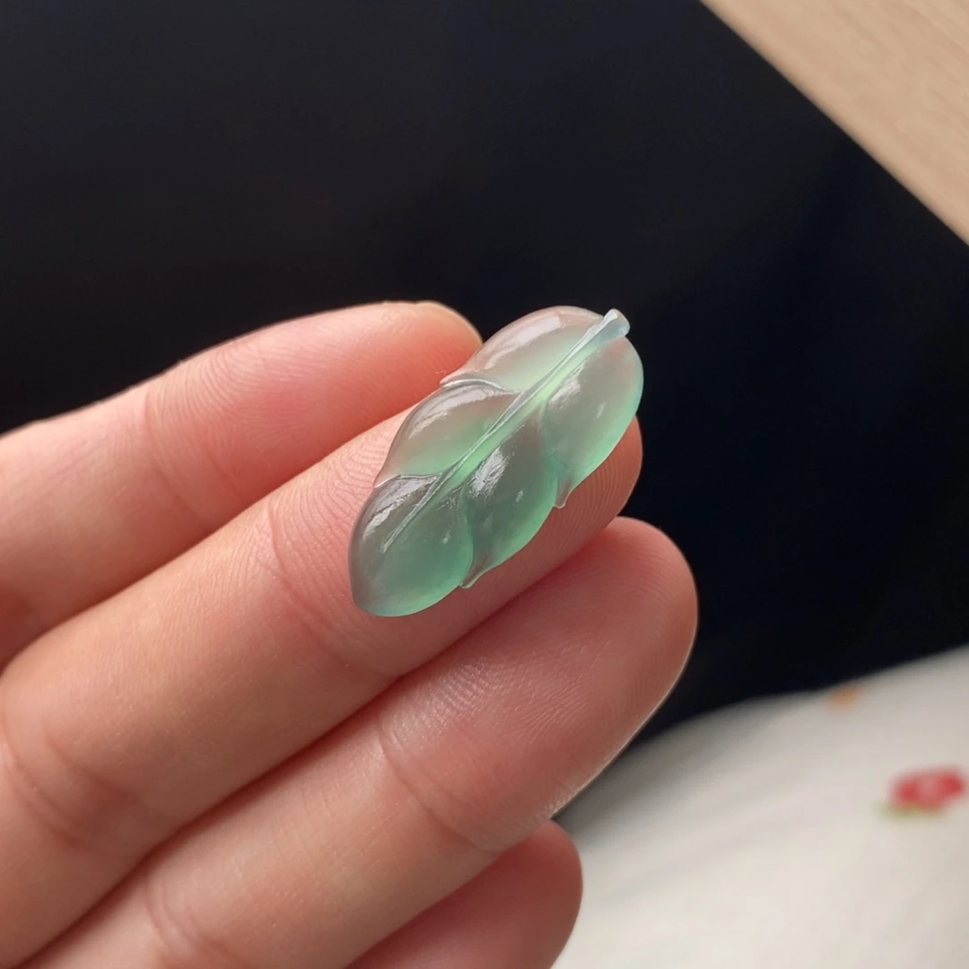 定制翡翠未镶嵌树叶