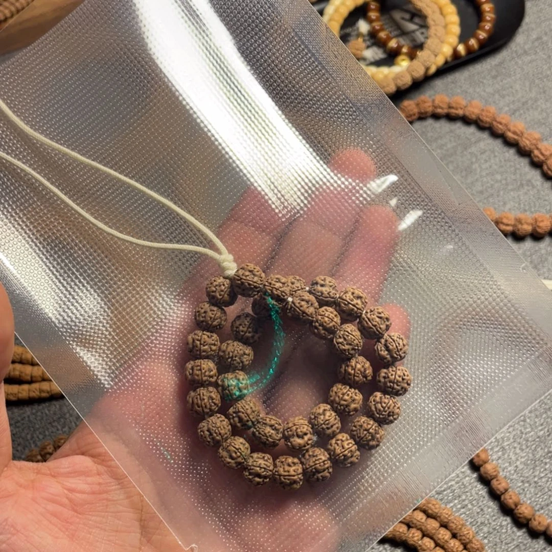 金刚菩提吊坠梅花