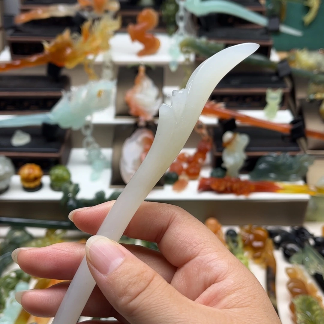 蛇纹石玉未镶嵌岫玉发簪