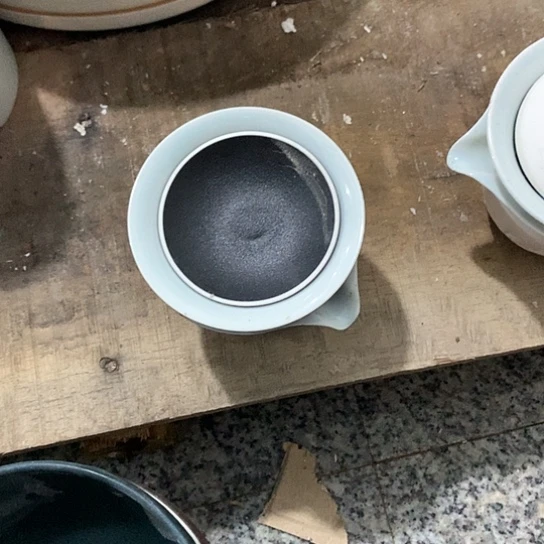 紫砂陶瓷材料研究中心