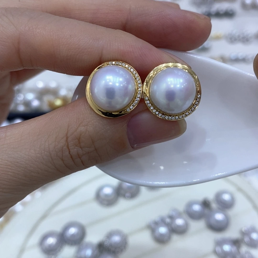 拼合珍珠（马贝珠）耳饰18K金镶嵌依*