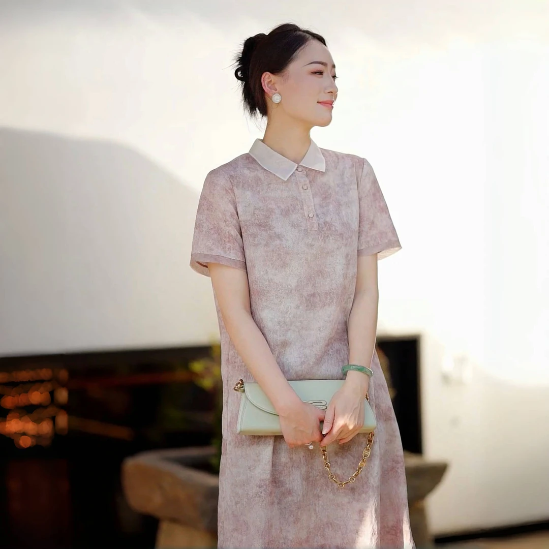 漾姿夏季新款时尚POLO领23姆米欧文绉桑蚕丝连衣裙 XGX255-25939