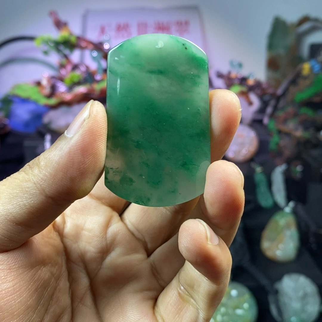 石英质玉（非洲翠）未镶嵌吊坠(不含链)