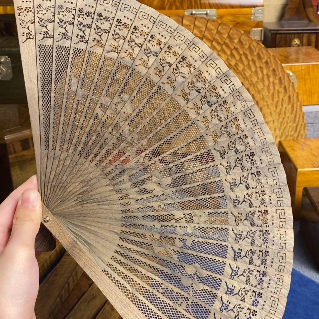 金丝楠阴沉木 镂空苏扇，22cm