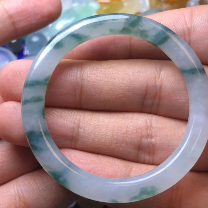 定制翡翠未镶嵌挂件