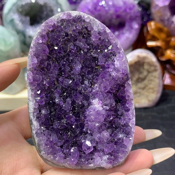 紫晶珠宝半成品未镶嵌