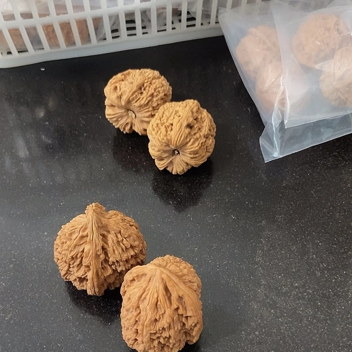 吊坠文玩核桃丑疆