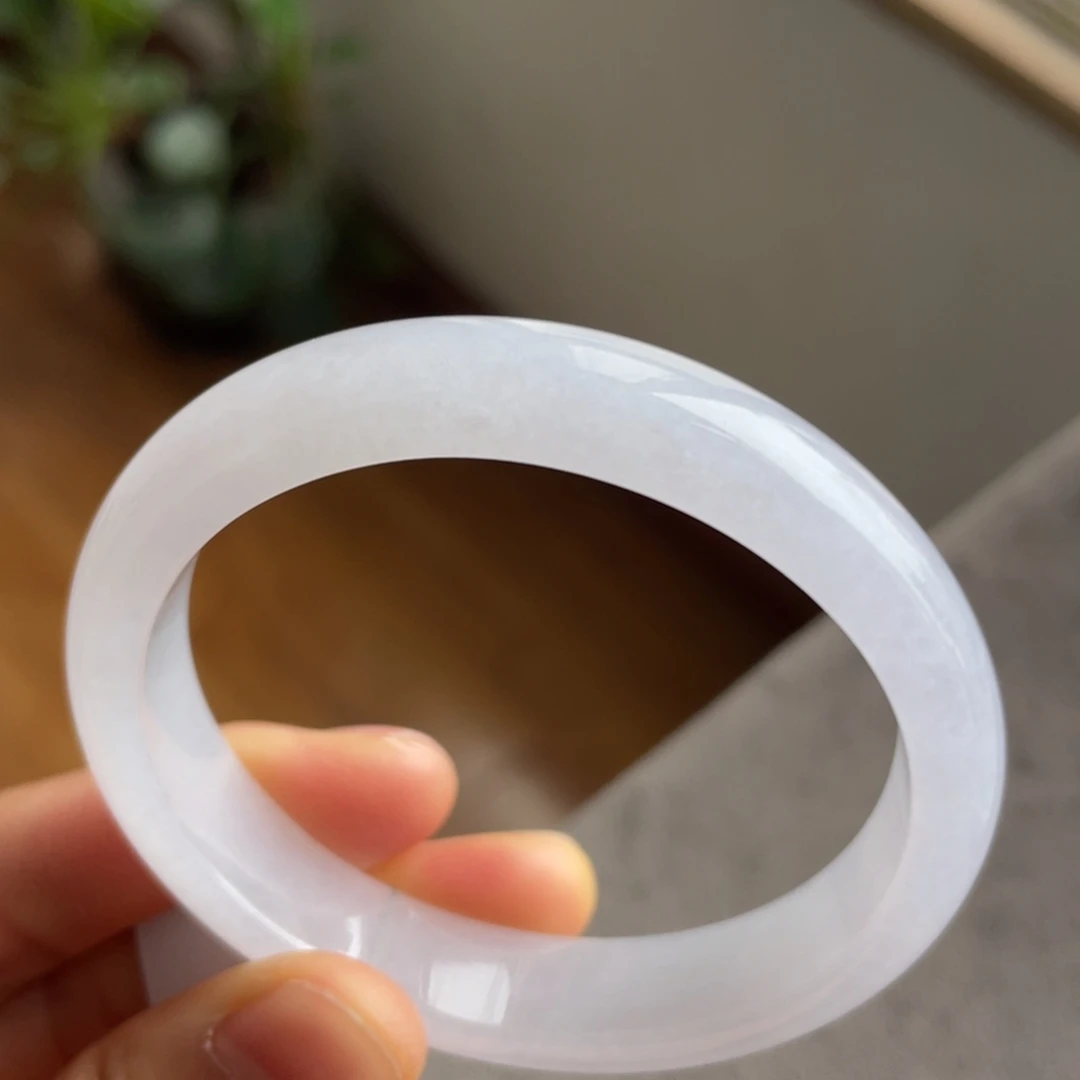 翡翠未镶嵌手镯粉贵妃