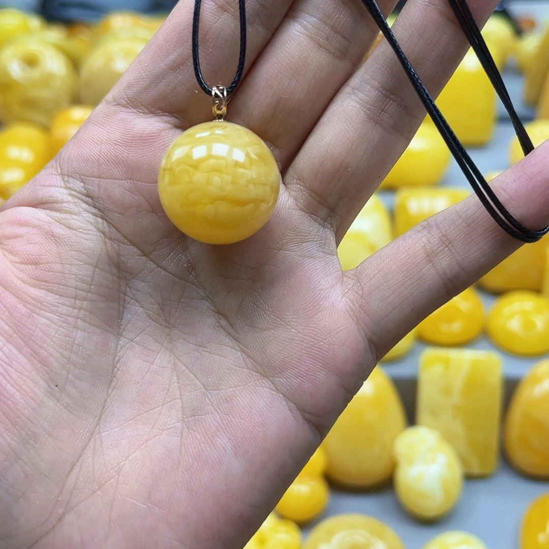 未镶嵌蜜蜡珠宝奇石