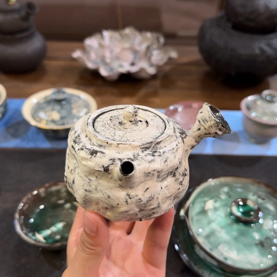 景德镇手作器皿了