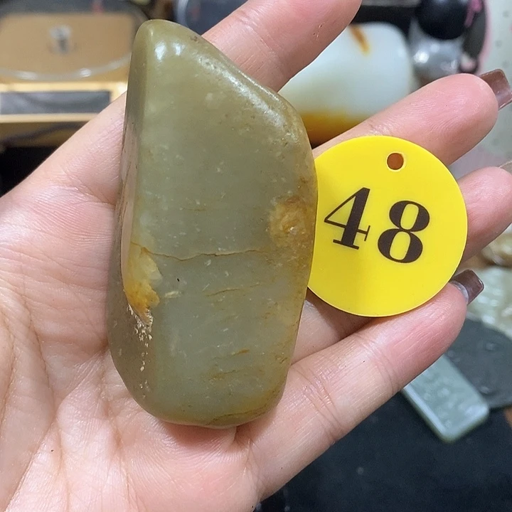 未镶嵌和田玉（糖玉）挂件