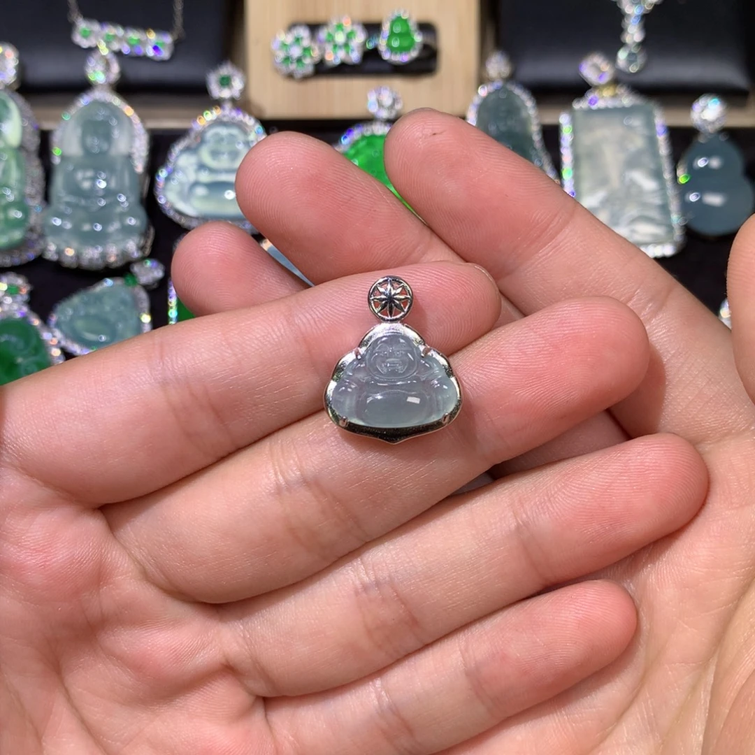 翡翠未镶嵌吊坠(赠链)