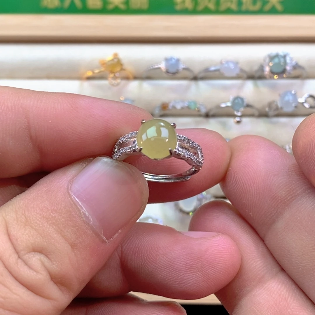 翡翠未镶嵌戒指翡翠