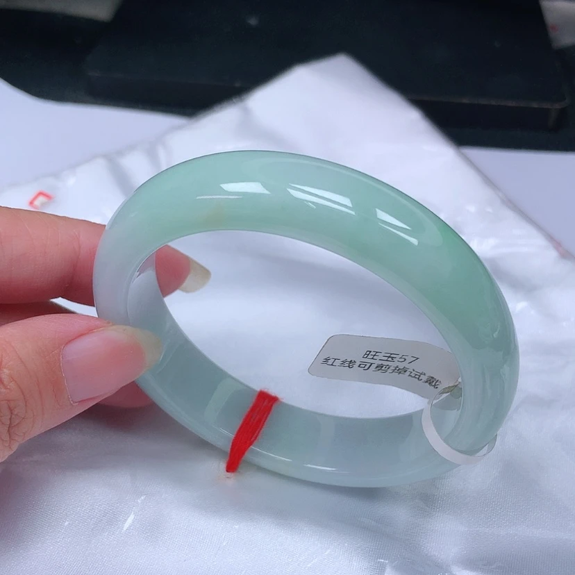 【闪购商品】翡翠手镯未镶嵌！*，