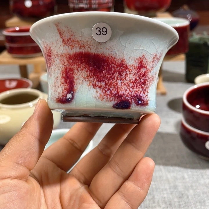 瓷片纯手工制作……