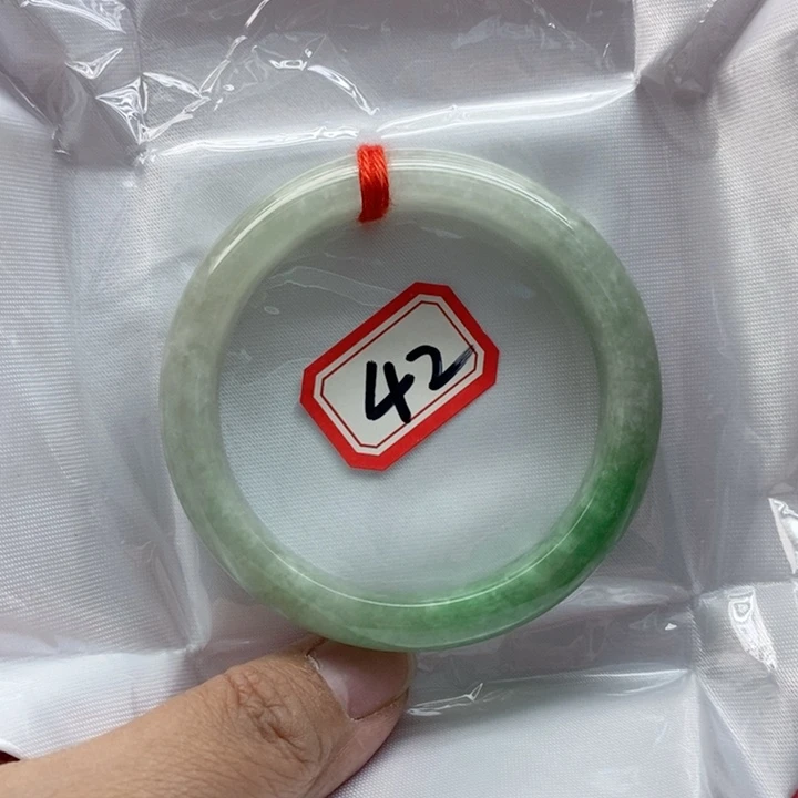 未镶嵌手镯翡翠翡翠