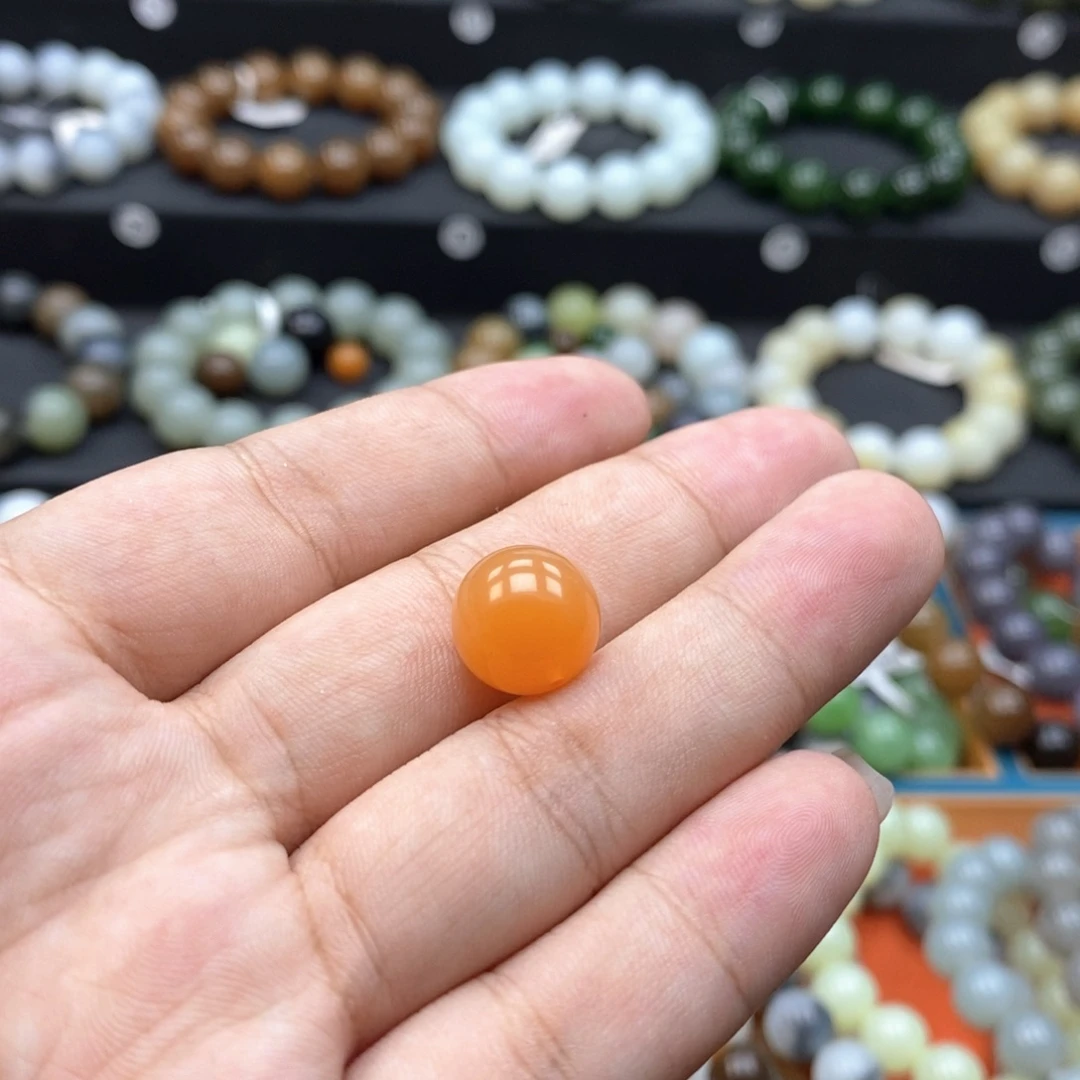 未镶嵌石英质玉（黄龙玉）珠宝奇石Q卡12缅黄