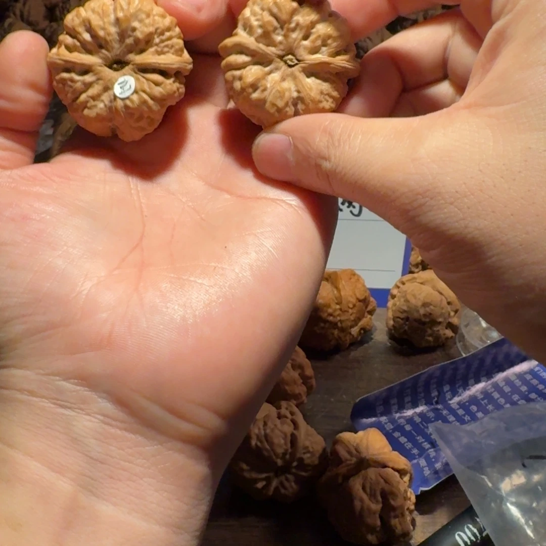 ****！文玩核桃吊坠蛤蟆的眼睛是真的好看啊我的天啊我