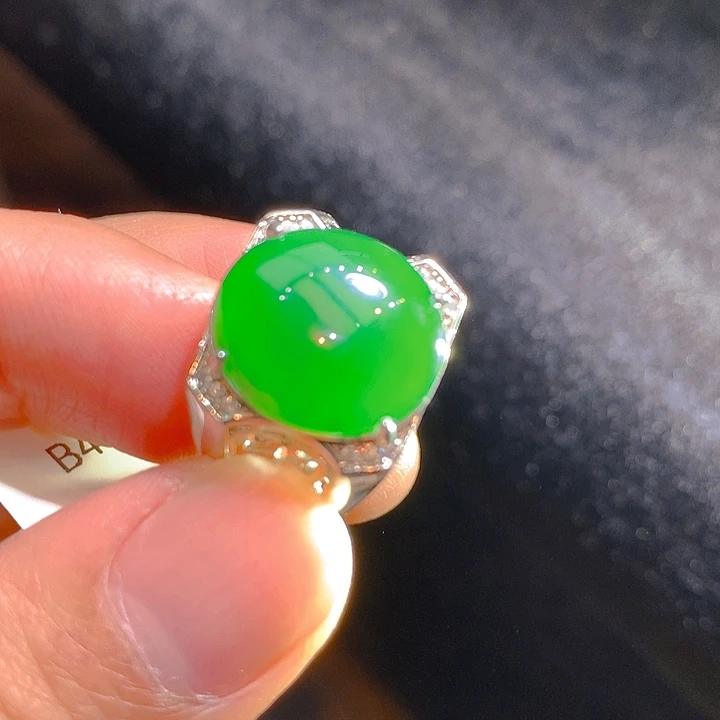 【闪购商品】翡翠颈饰银S925镶嵌翡翠