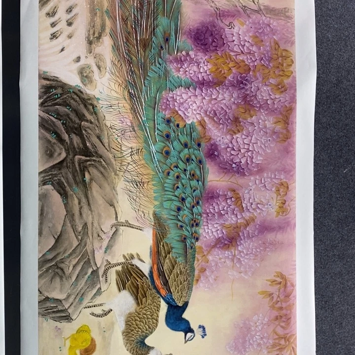 手绘作品等多种形式进行