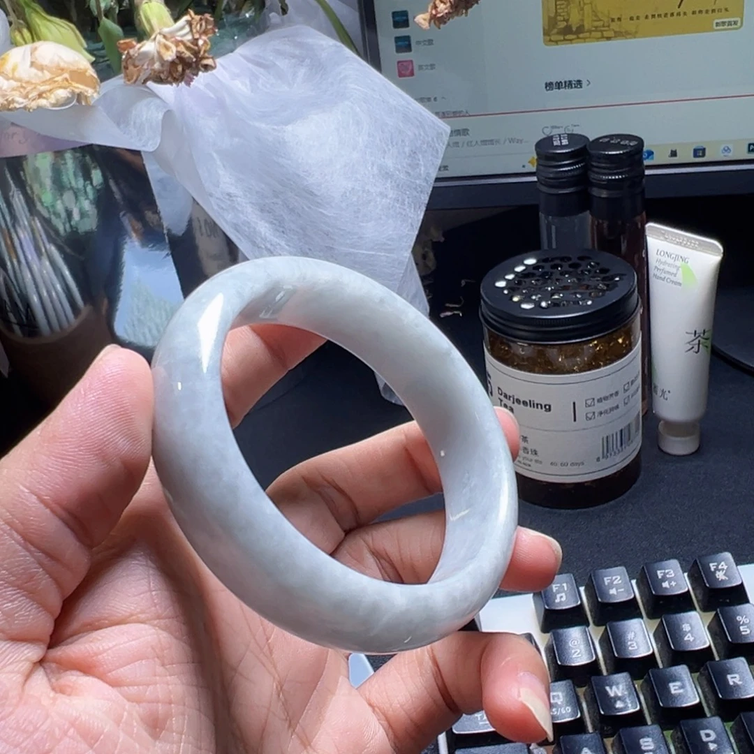 翡翠未镶嵌颈饰翡翠手镯