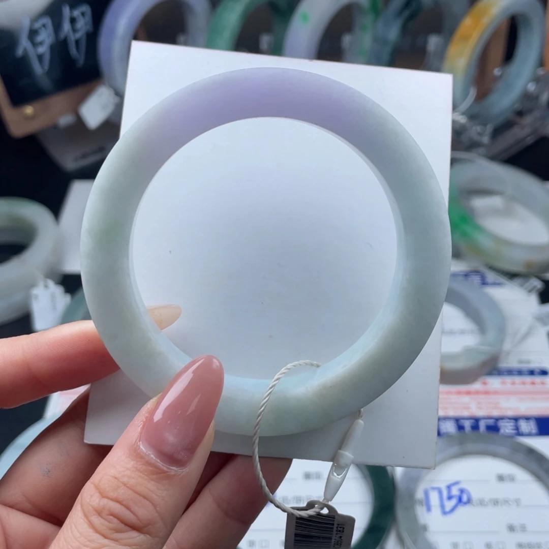 定制翡翠未镶嵌翡翠手镯基地质检发货