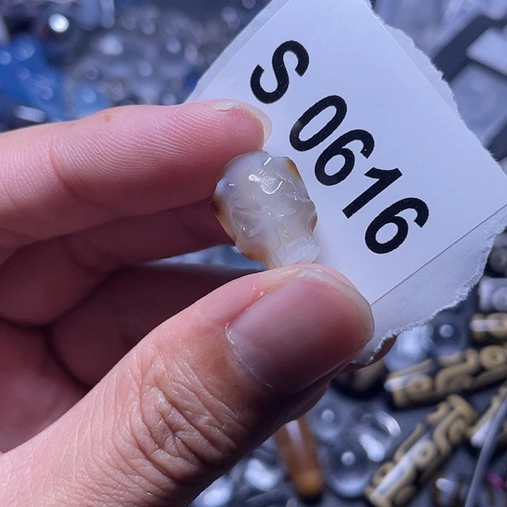 玛瑙/玉髓未镶嵌珠宝半成品