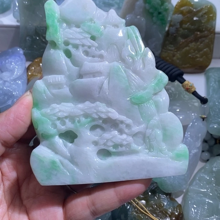 【闪购商品】颈饰未镶嵌翡翠山水