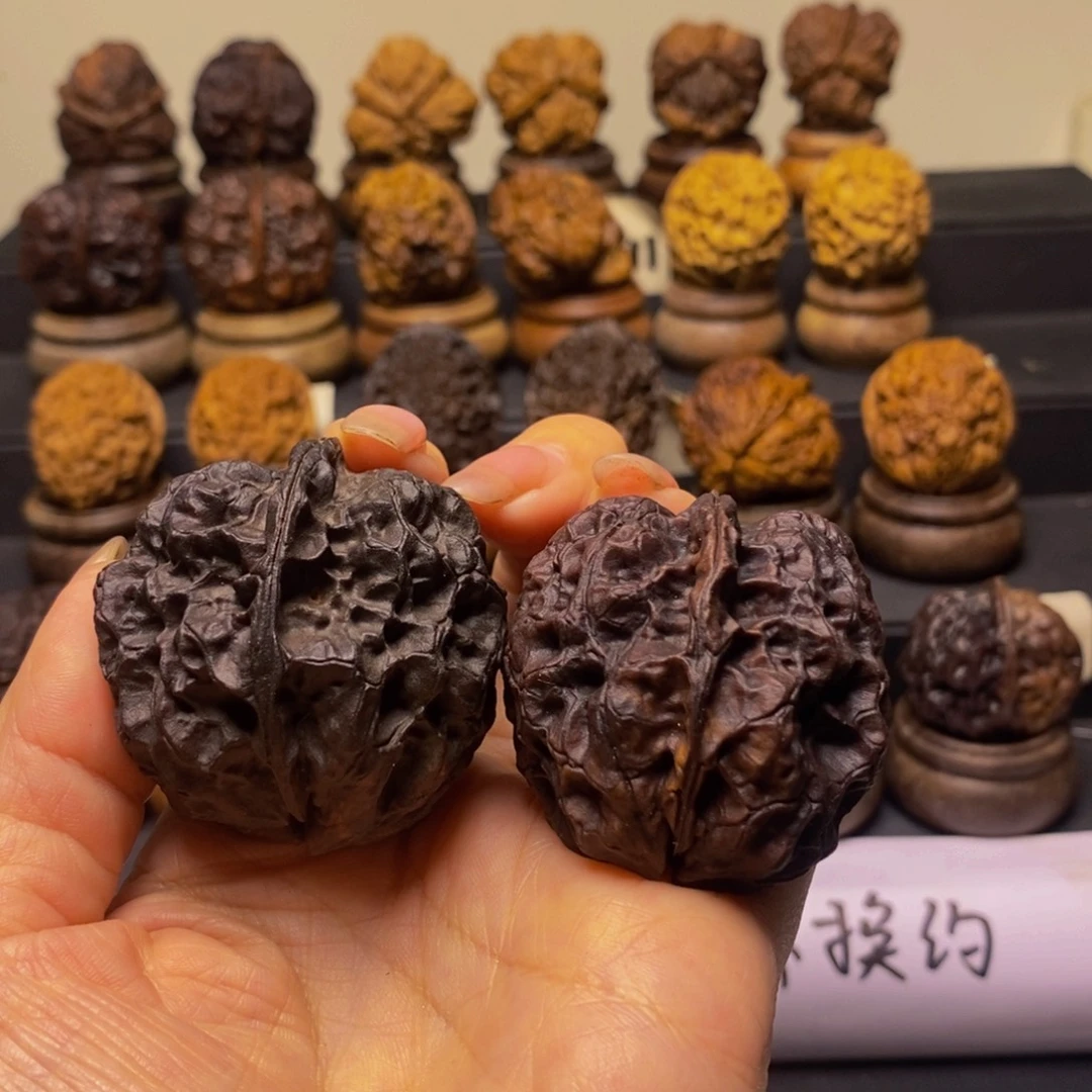 文玩核桃吊坠皇冠42