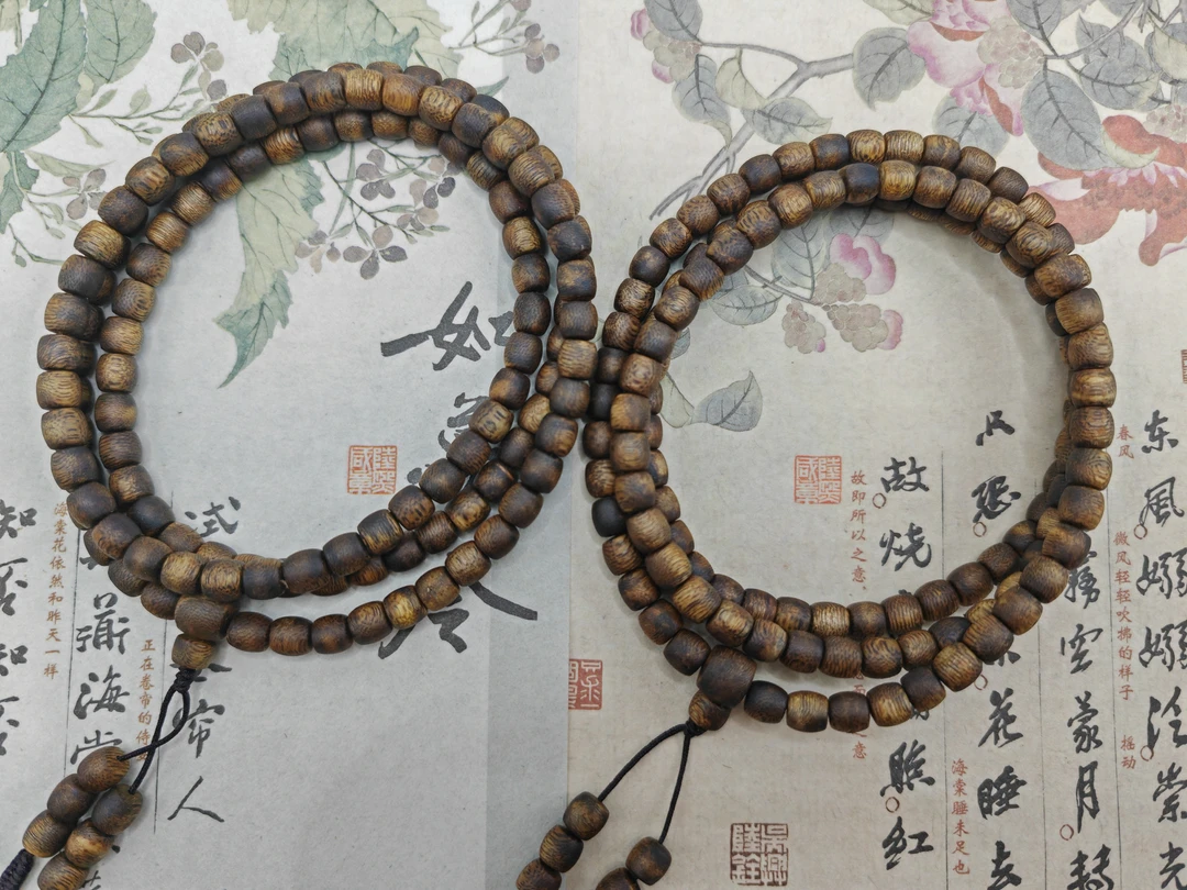 沉香海南莺歌绿奇楠鼓珠多圈手串 0.6+ 多样性发其一