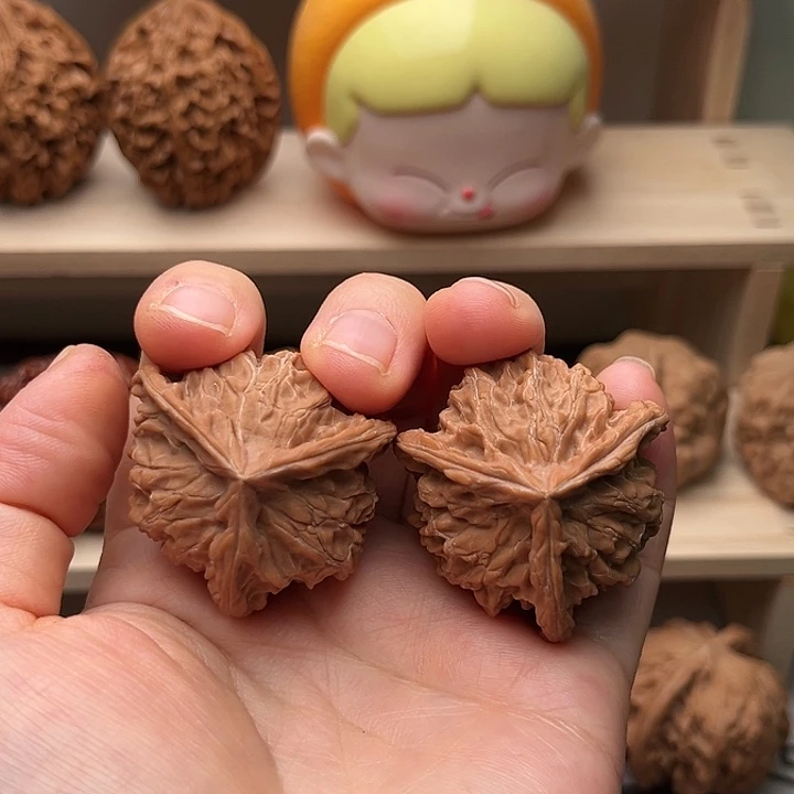 :***h文玩核桃吊坠盘山38