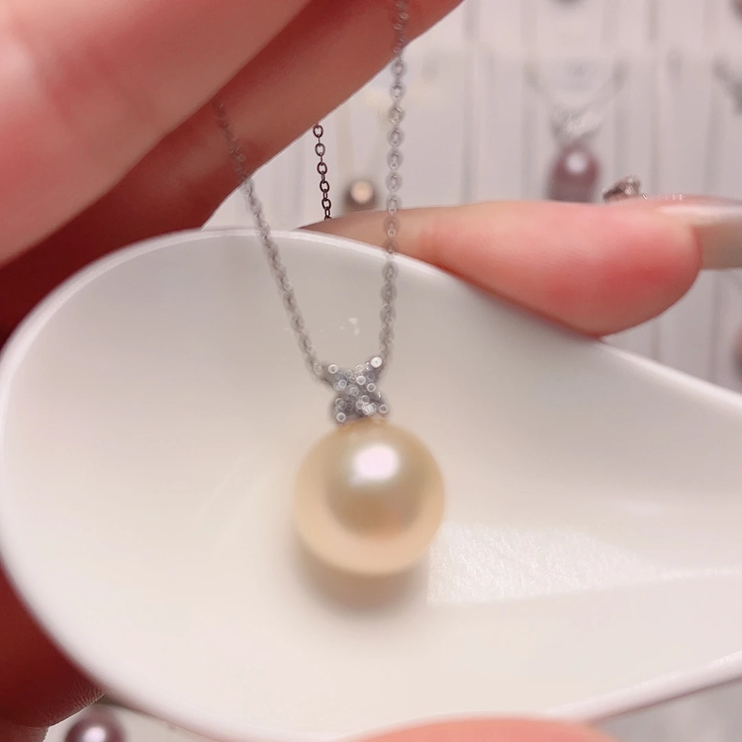 淡水珍珠未镶嵌吊坠(赠链)