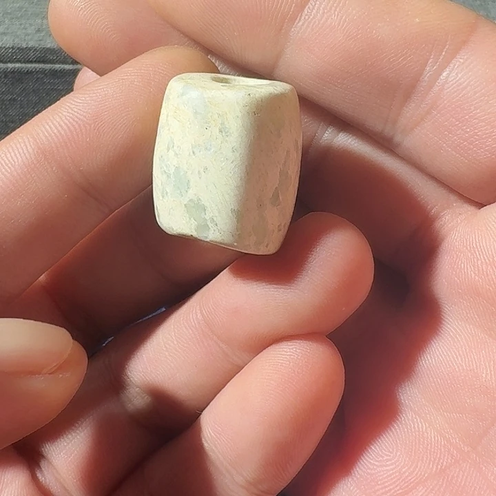 优***哉透闪石质玉未镶嵌挂件