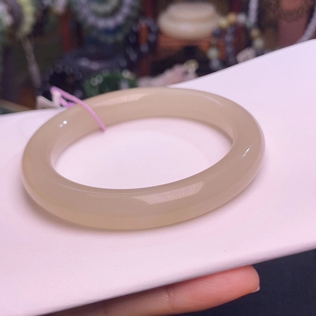 和田玉未镶嵌颈饰55.6 熟藕粉烟藕手镯脂膏级