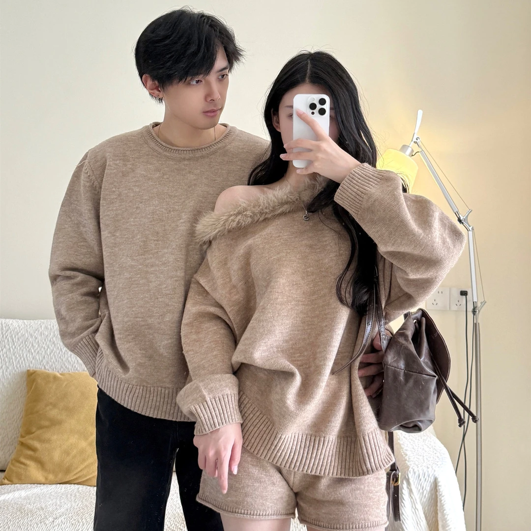 情侣装秋冬2025新高级感男女ins慵懒风斜领毛衣百搭宽松针织衫潮