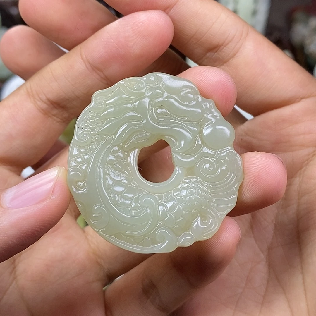 佳***特和田玉未镶嵌挂件