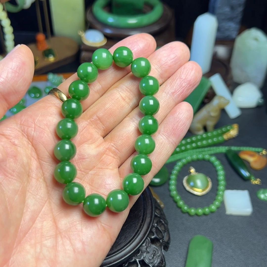 和田玉（碧玉）未镶嵌手链