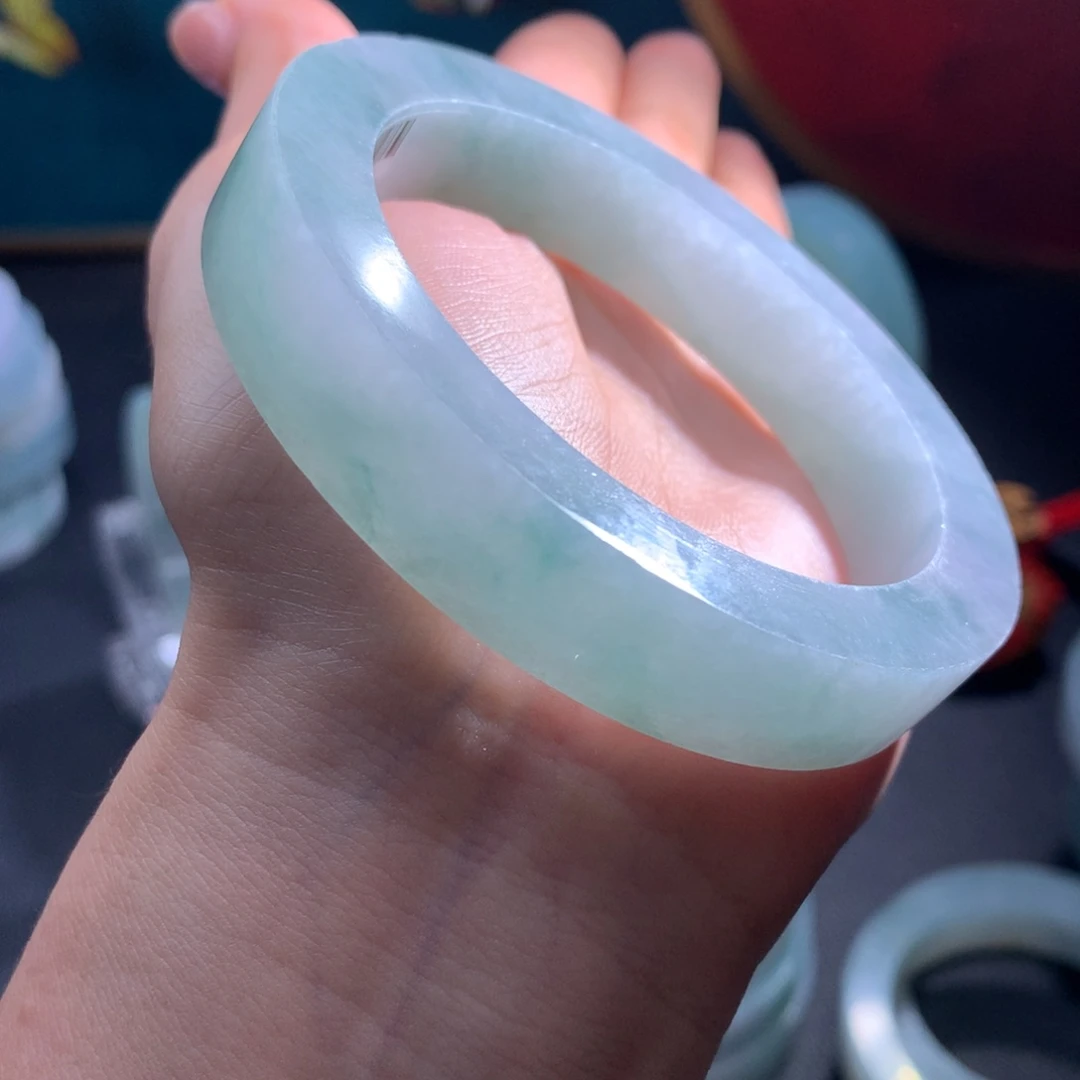 未镶嵌特价大漏定制翡翠