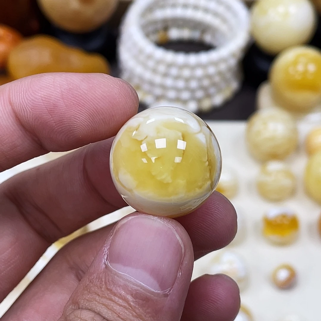 蜜蜡未镶嵌珠宝奇石21.8mm【溶洞金瓷白】圆珠