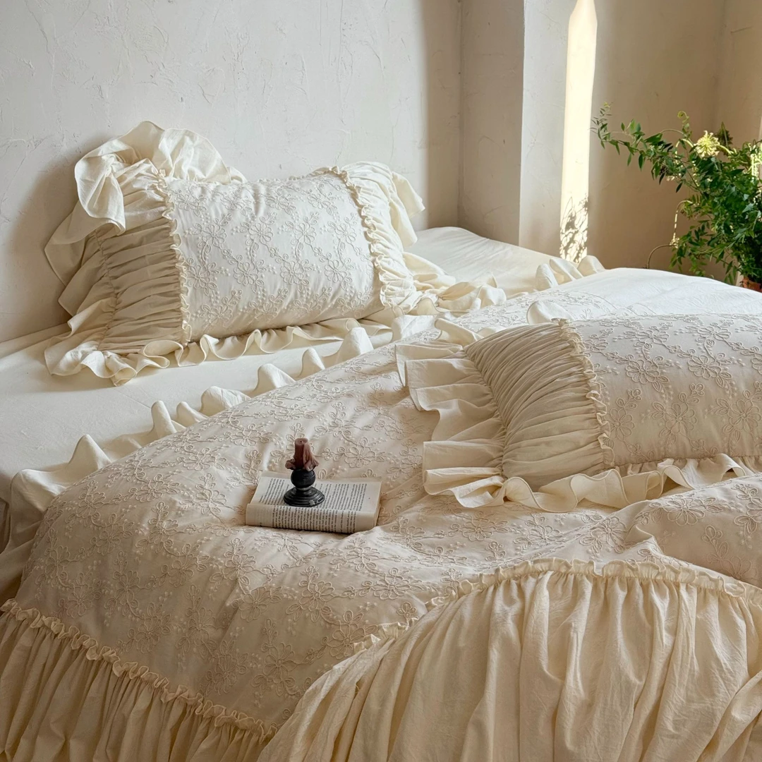 漫漫 【春山花蔓】法式全棉色织水洗棉床裙四件套刺绣褶皱纯色床品