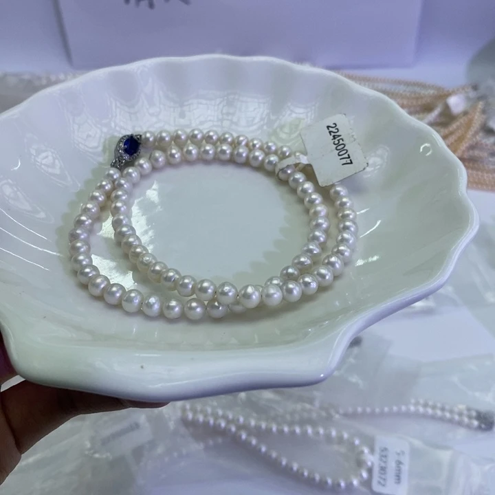 颈饰淡水珍珠未镶嵌