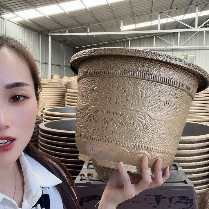 35口径花盆10个有孔